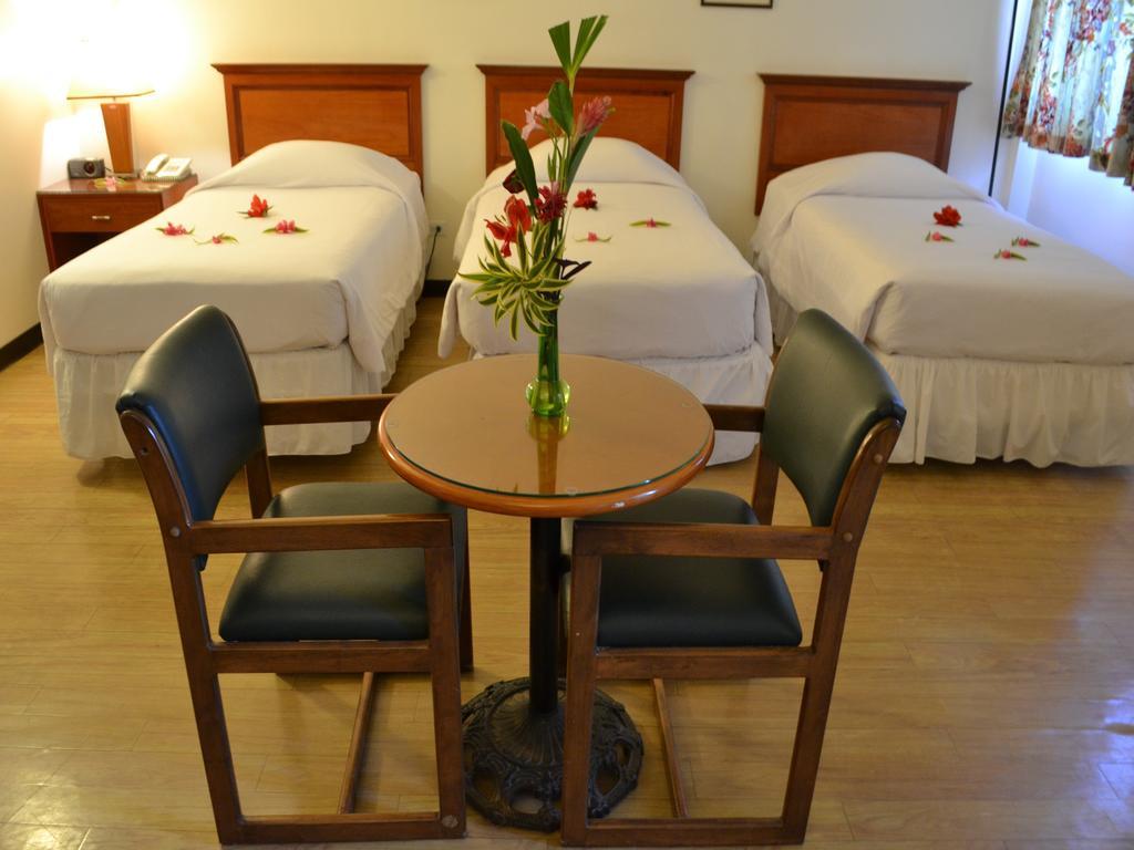 West Plaza Malakal Hotel Koror Bagian luar foto