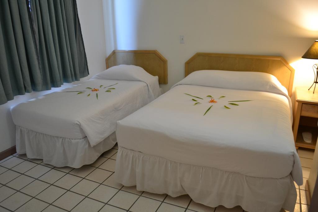 West Plaza Malakal Hotel Koror Bagian luar foto