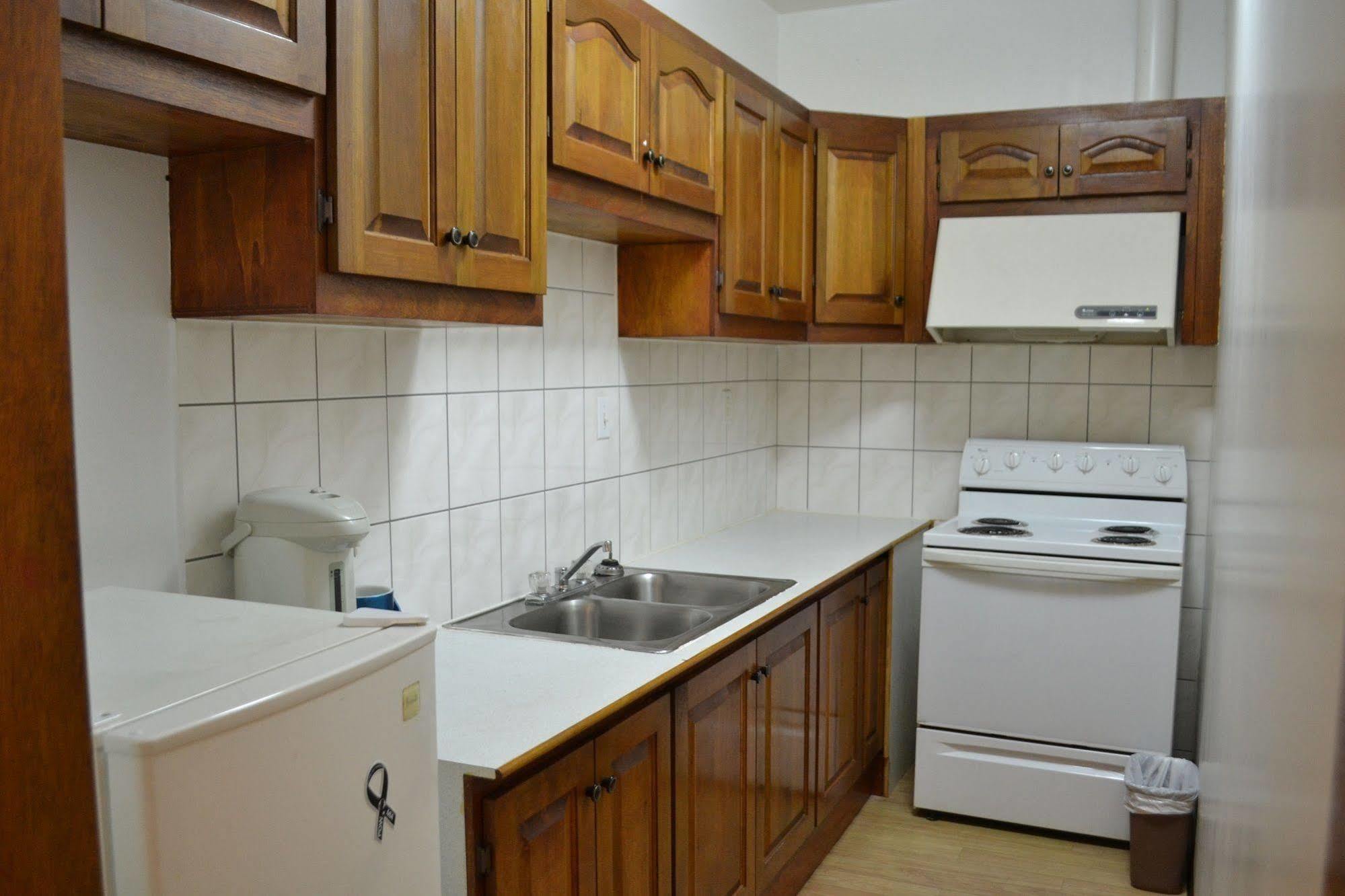 West Plaza Malakal Hotel Koror Bagian luar foto