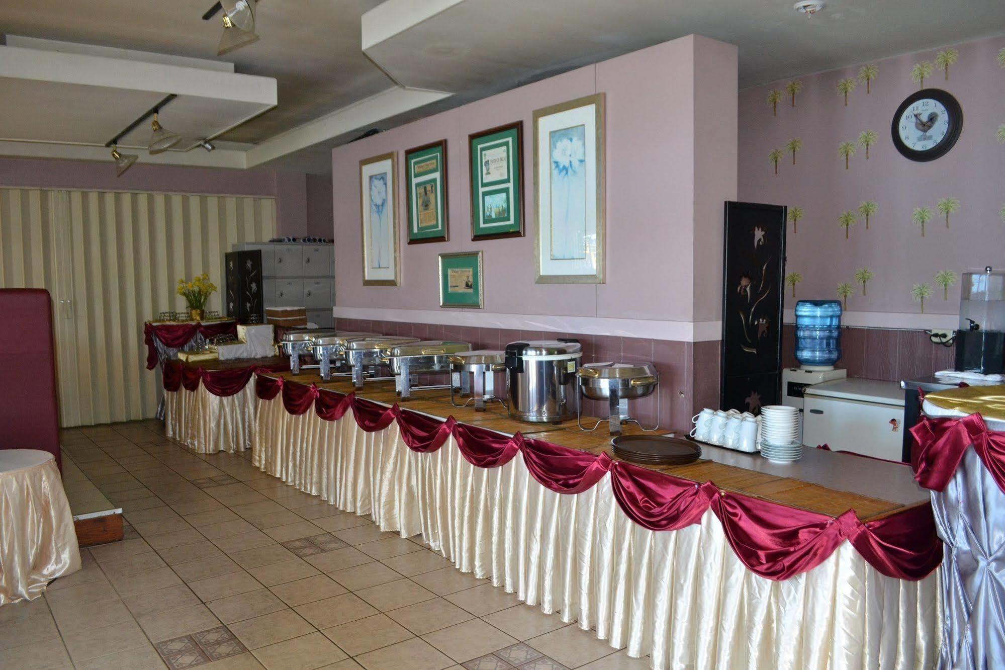 West Plaza Malakal Hotel Koror Bagian luar foto